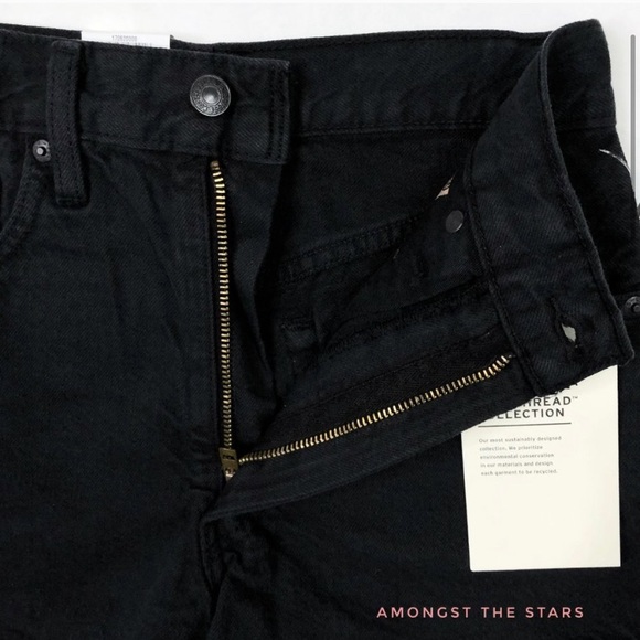 Levi's Black Ribcage Shorts - Picture 4 of 8